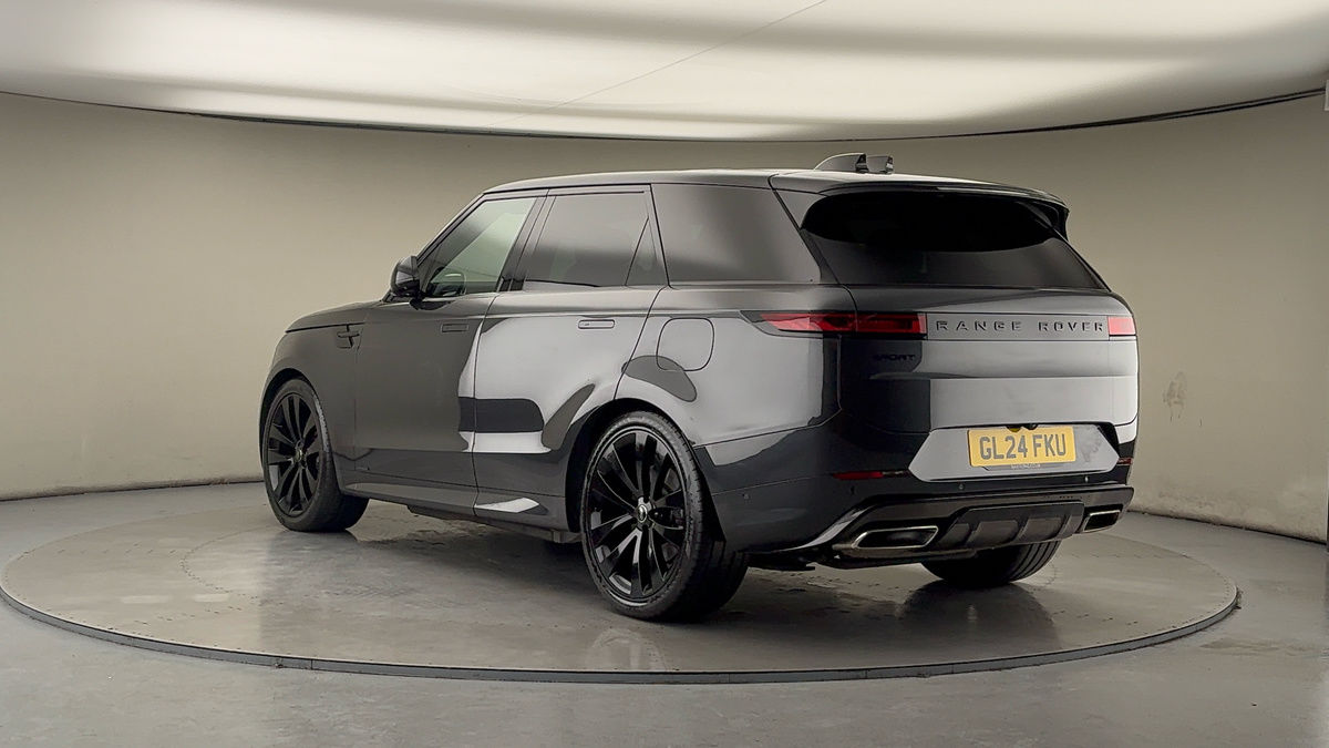 Used Land Rover Range Rover Sport 2024 for sale - 77303334: Photo 2