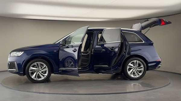 Used Audi Q7 2020 for sale - 76185922: Photo 48