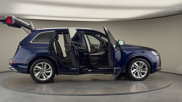Used Audi Q7 2020 for sale - 76185922: Photo 57