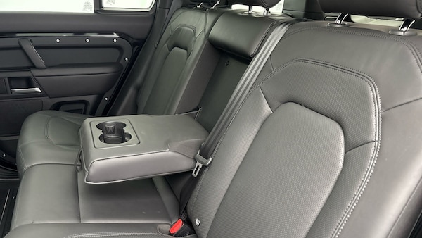 Used Land Rover Defender 110 2025 for sale - 76323908: Photo 17