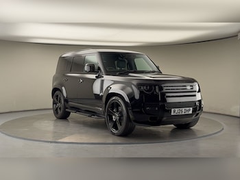 Used Land Rover Defender 110 2025 for sale - 76323908: Photo