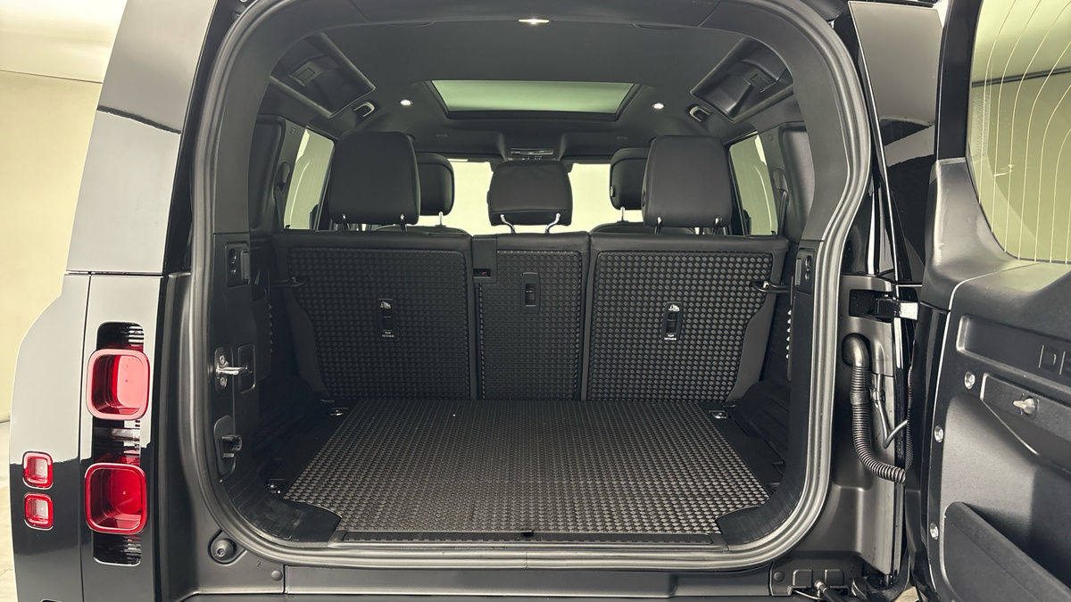 Used Land Rover Defender 110 2025 for sale - 76323908: Photo 22
