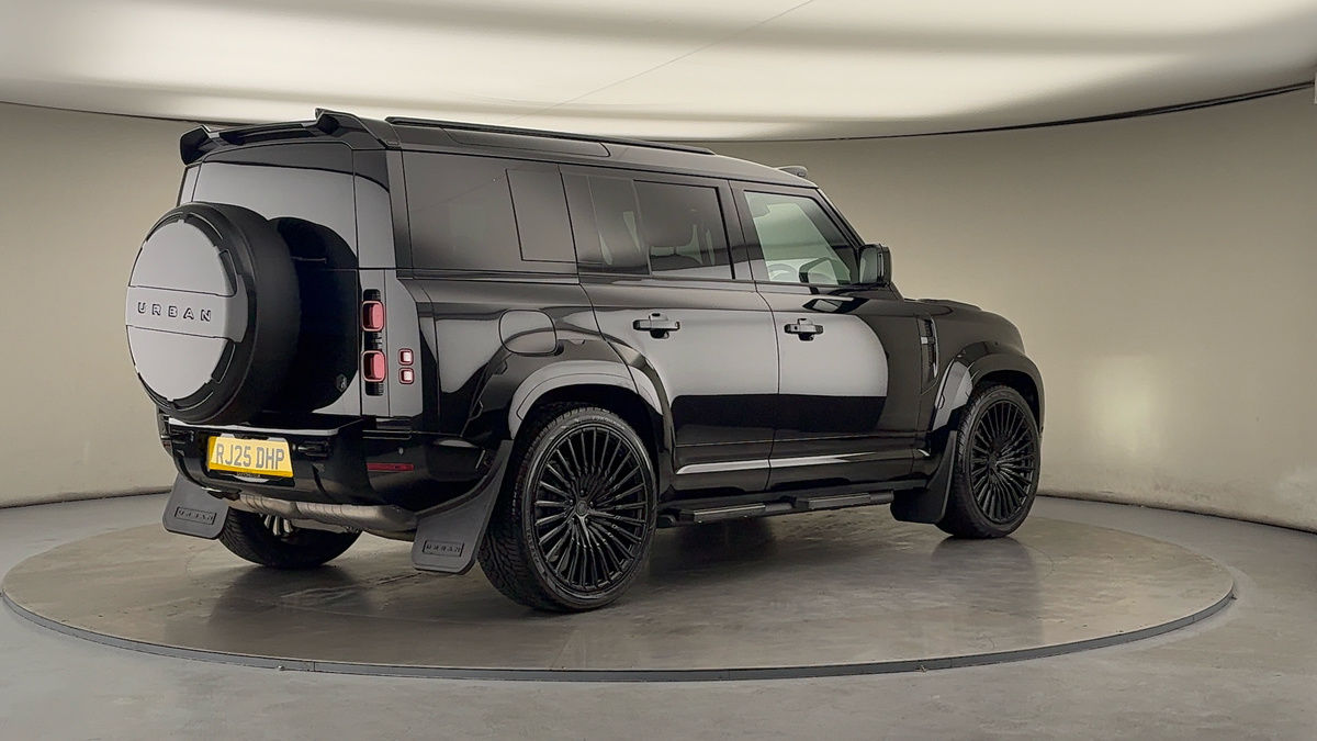 Used Land Rover Defender 110 2025 for sale - 76323908: Photo 42