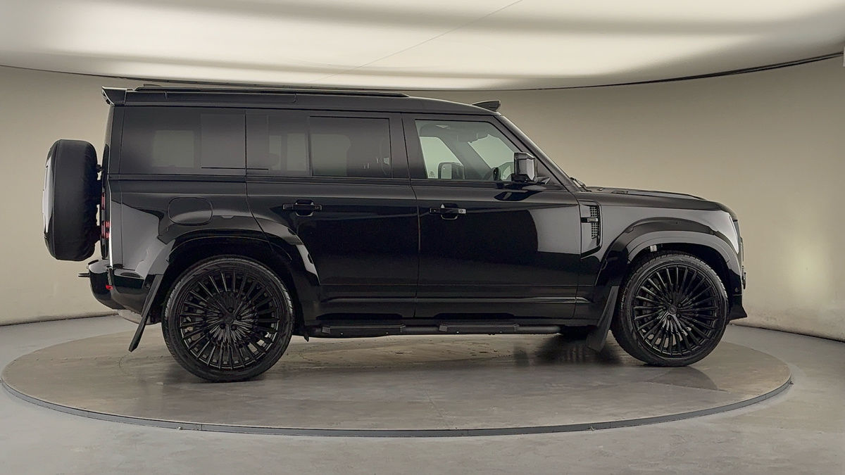 Used Land Rover Defender 110 2025 for sale - 76323908: Photo 45