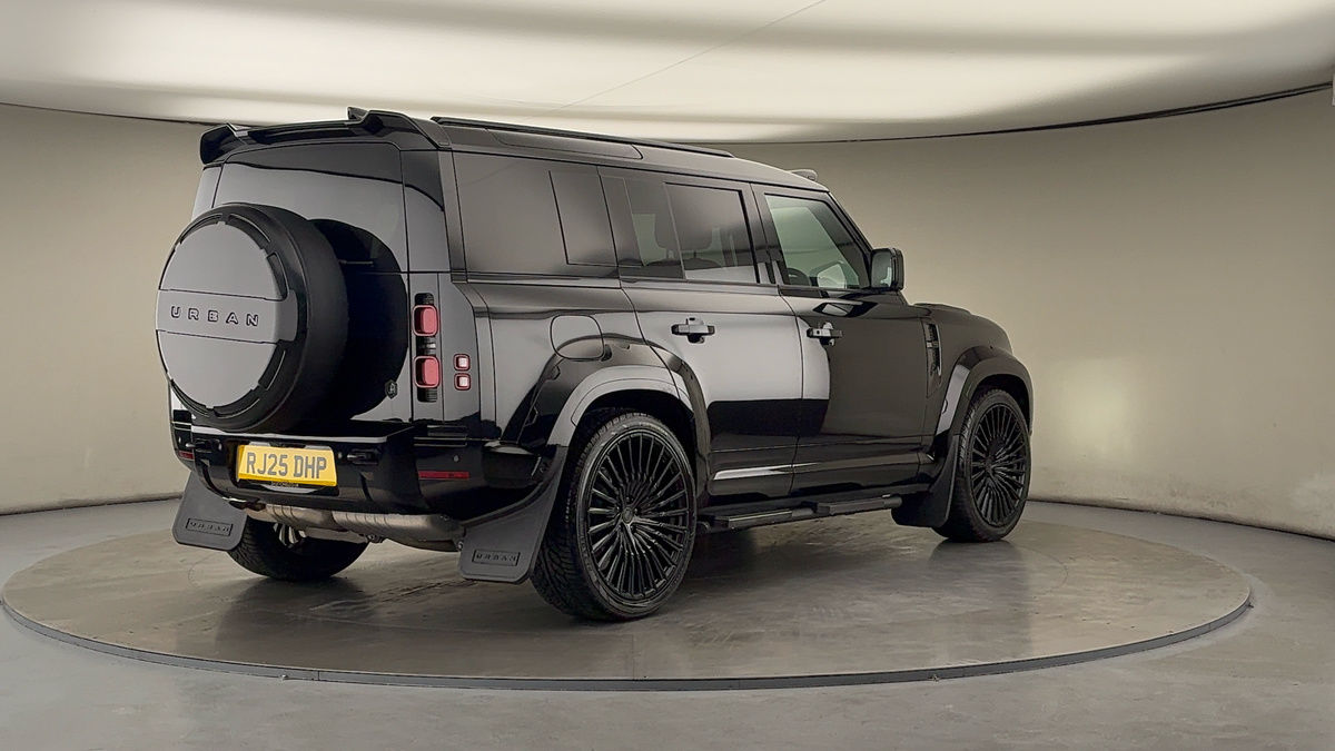 Used Land Rover Defender 110 2025 for sale - 76323908: Photo 47