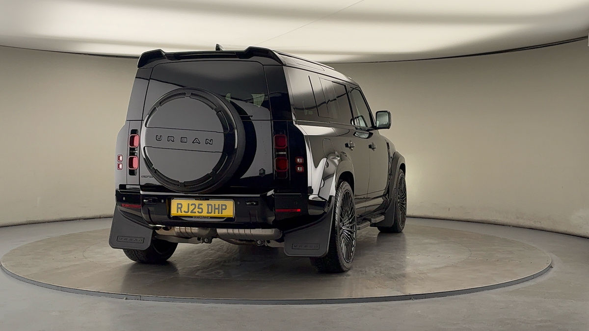 Used Land Rover Defender 110 2025 for sale - 76323908: Photo 48