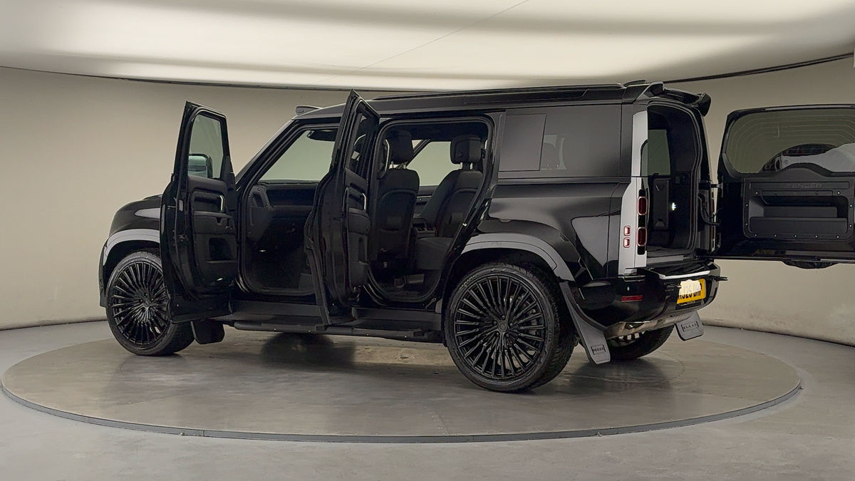 Used Land Rover Defender 110 2025 for sale - 76323908: Photo 52