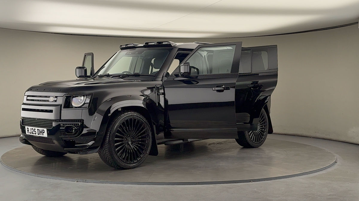 Used Land Rover Defender 110 2025 for sale - 76323908: Photo 56