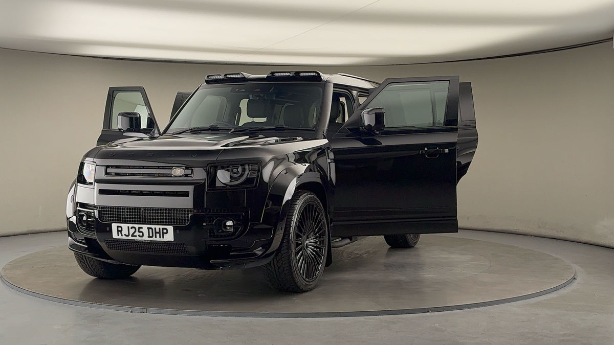 Used Land Rover Defender 110 2025 for sale - 76323908: Photo 57