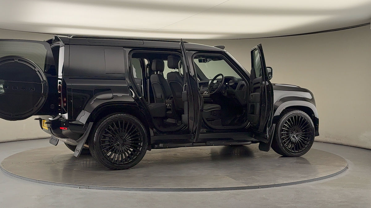 Used Land Rover Defender 110 2025 for sale - 76323908: Photo 64