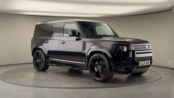 Used Land Rover Defender 110 2025 for sale - 76323908: Photo 67