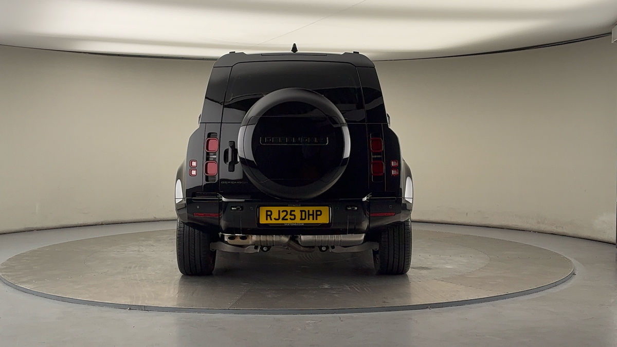 Used Land Rover Defender 110 2025 for sale - 76323908: Photo 7
