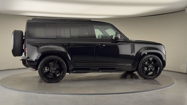 Used Land Rover Defender 110 2025 for sale - 76323908: Photo 73