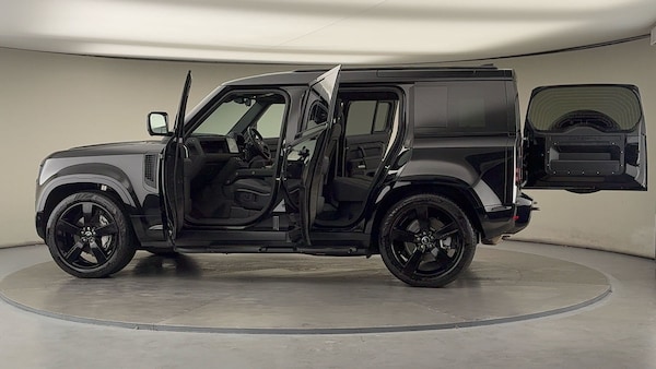 Used Land Rover Defender 110 2025 for sale - 76323908: Photo 90