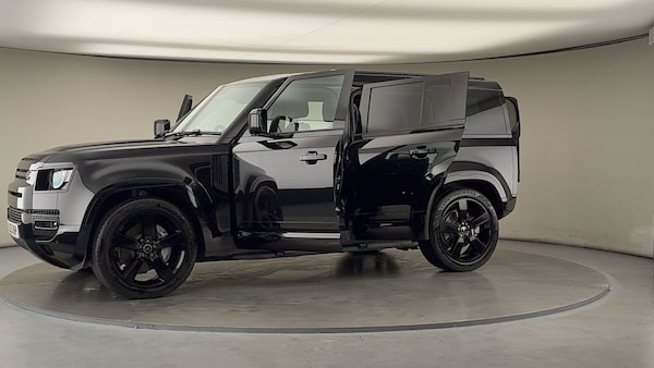 Used Land Rover Defender 110 2025 for sale - 76323908: Photo 94