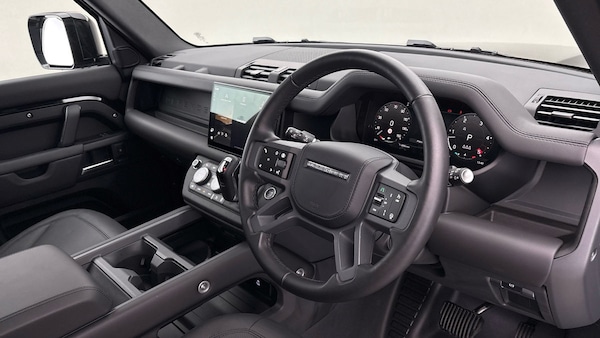 Used Land Rover Defender 110 2025 for sale - 76323908: Photo 9