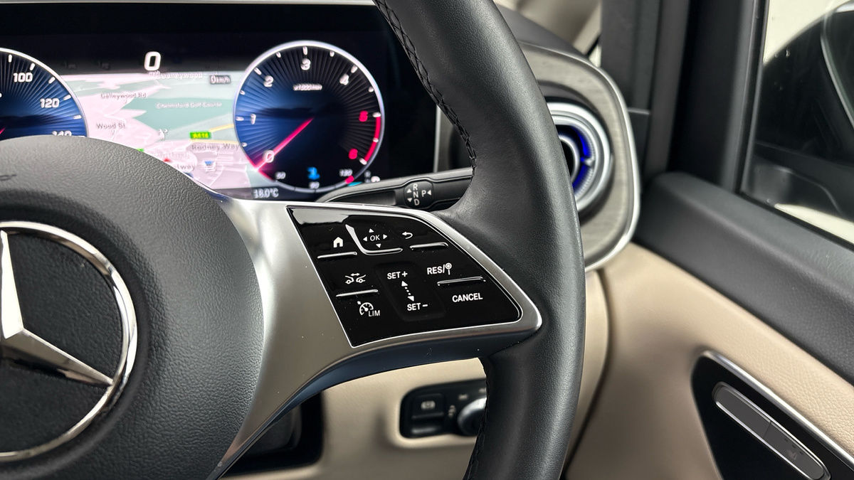 Used Mercedes-Benz V-Class 2025 for sale - 76304647: Photo 14