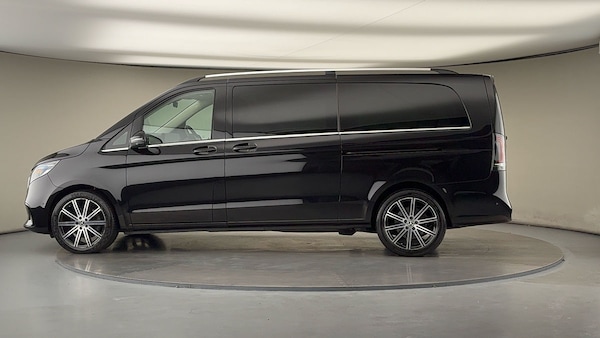 Used Mercedes-Benz V-Class 2025 for sale - 76304647: Photo 29