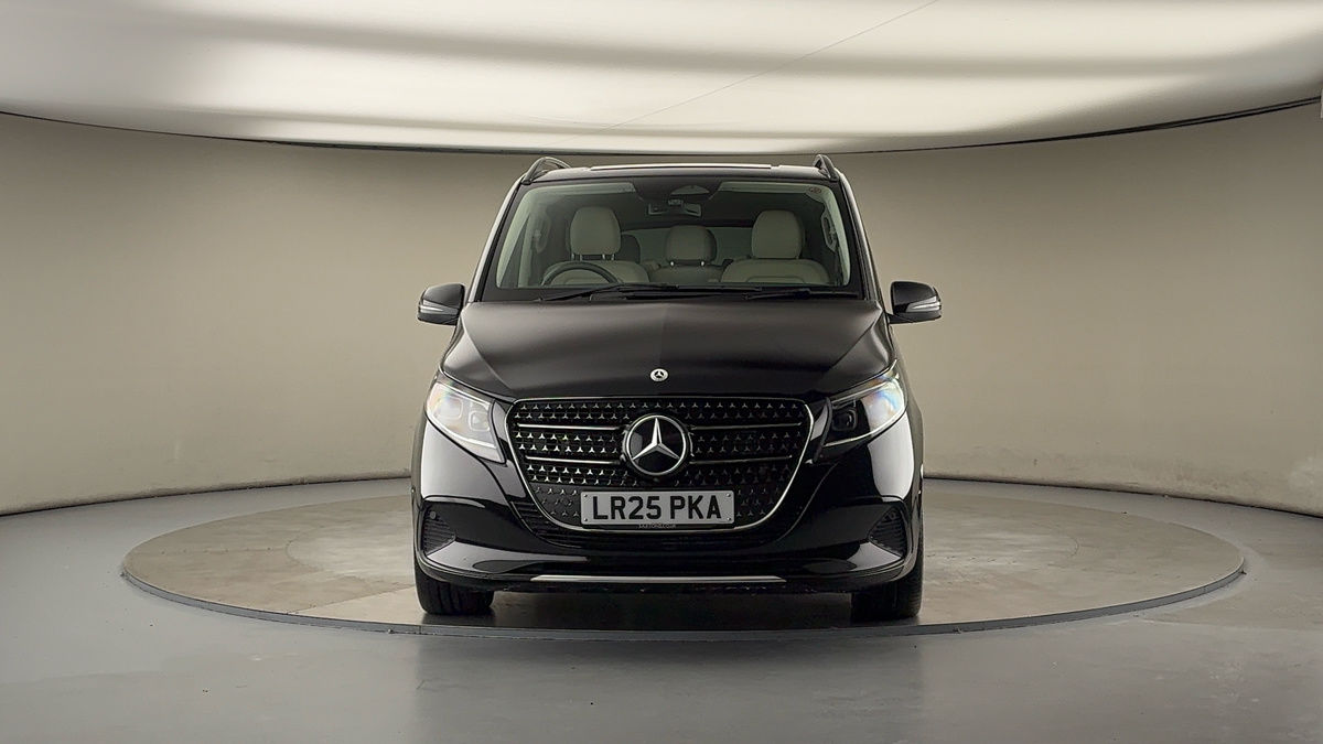 Used Mercedes-Benz V-Class 2025 for sale - 76304647: Photo 3