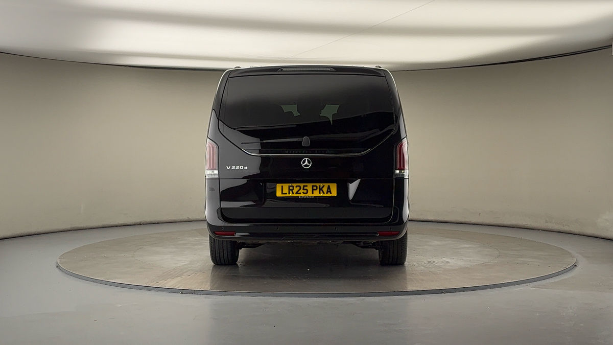 Used Mercedes-Benz V-Class 2025 for sale - 76304647: Photo 4