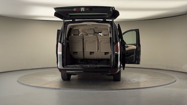 Used Mercedes-Benz V-Class 2025 for sale - 76304647: Photo 62