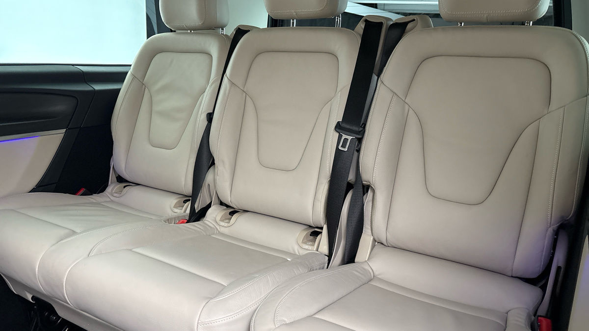 Used Mercedes-Benz V-Class 2025 for sale - 76304647: Photo 8