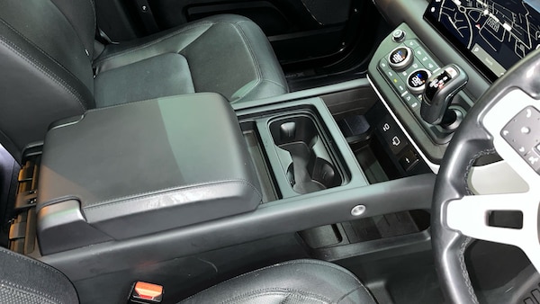 Used Land Rover Defender 110 2024 for sale - 76040279: Photo 18
