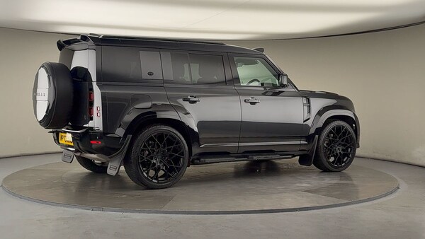 Used Land Rover Defender 110 2024 for sale - 76040279: Photo 45