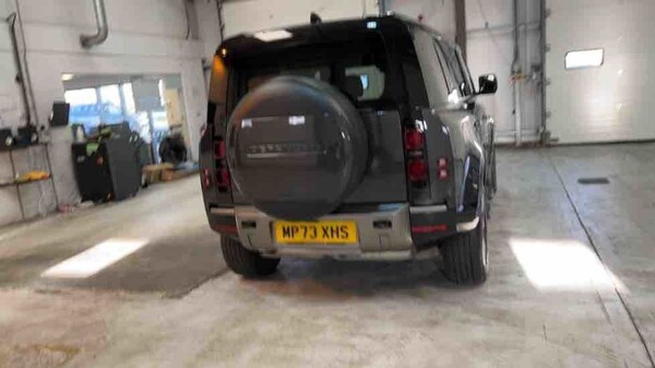 Used Land Rover Defender 110 2024 for sale - 76040279: Photo 77