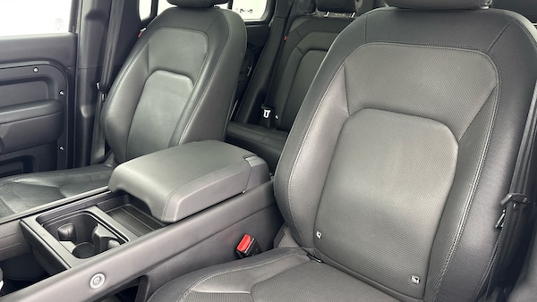 Used Land Rover Defender 110 2024 for sale - 76040279: Photo 7
