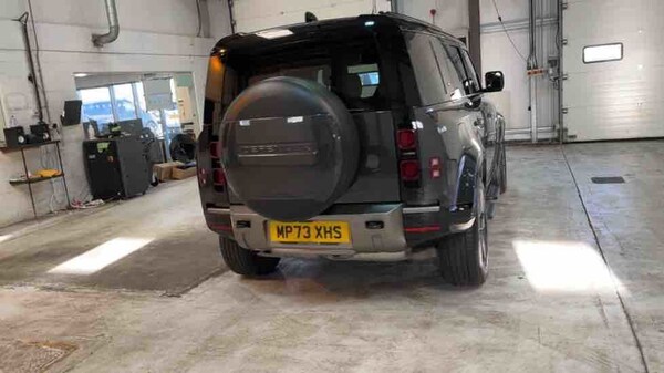 Used Land Rover Defender 110 2024 for sale - 76040279: Photo 81