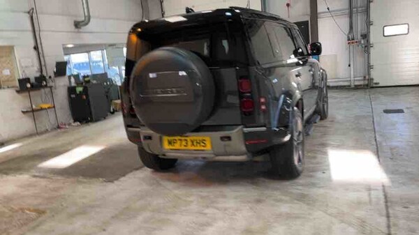 Used Land Rover Defender 110 2024 for sale - 76040279: Photo 85