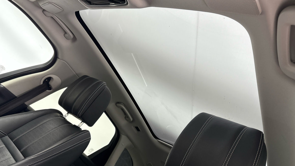 Used Land Rover Range Rover Velar 2021 for sale - 76224287: Photo 6