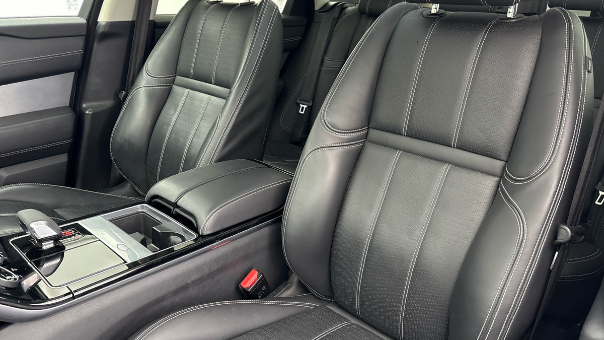 Used Land Rover Range Rover Velar 2021 for sale - 76224287: Photo 7