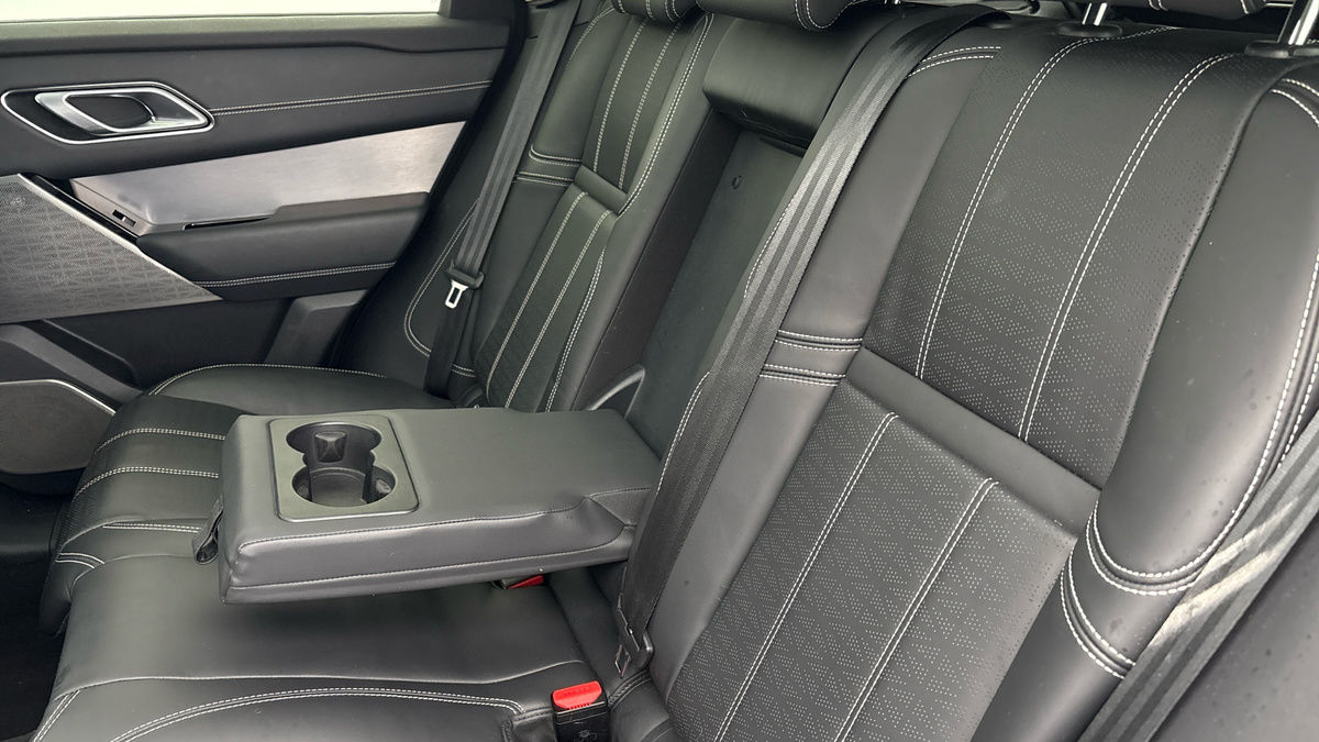 Used Land Rover Range Rover Velar 2021 for sale - 76224287: Photo 9