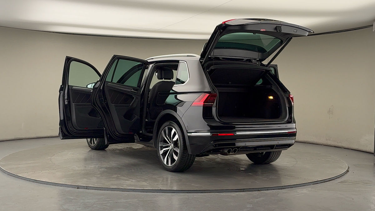 Used Volkswagen Tiguan 2020 for sale - 77572491: Photo 23