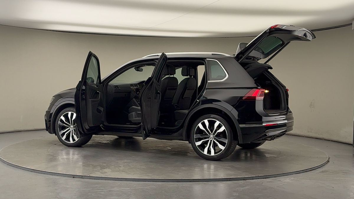 Used Volkswagen Tiguan 2020 for sale - 77572491: Photo 46