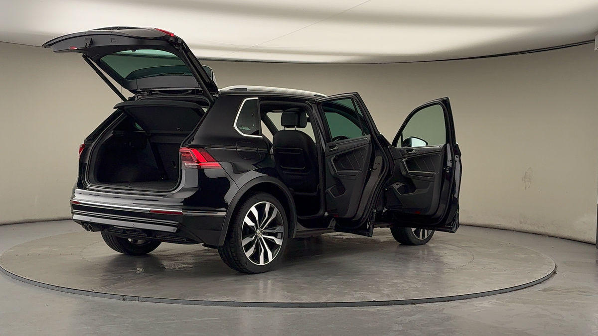 Used Volkswagen Tiguan 2020 for sale - 77572491: Photo 59
