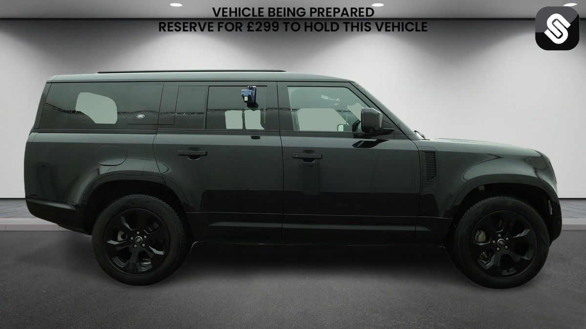 Used Land Rover Defender 2023 for sale - 78182388: Photo 5