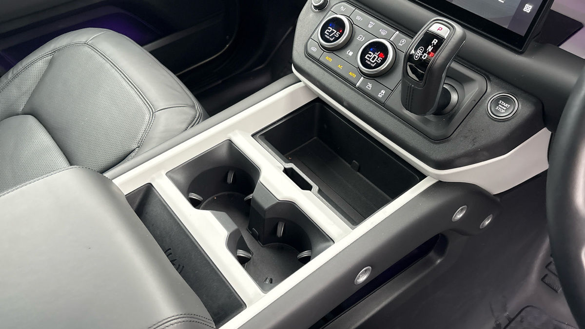 Used Land Rover Defender 90 2024 for sale - 77395051: Photo 18