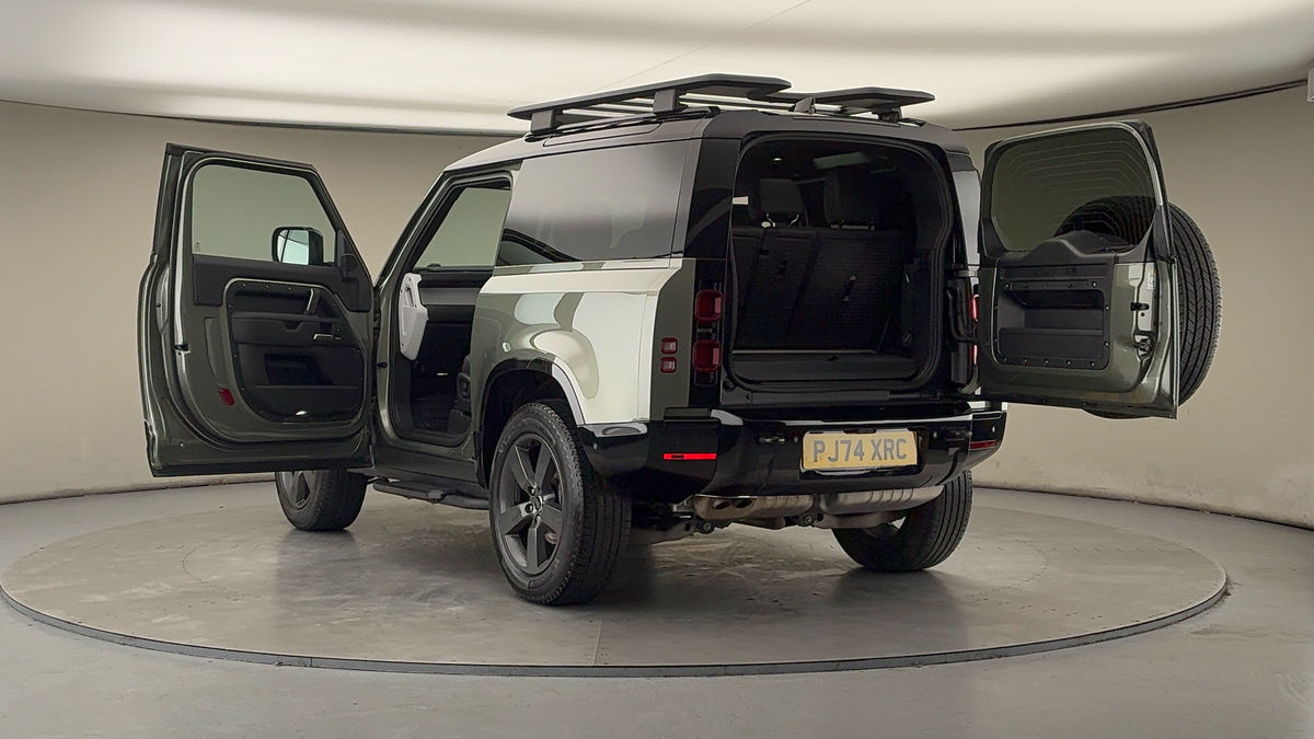 Used Land Rover Defender 90 2024 for sale - 77395051: Photo 23