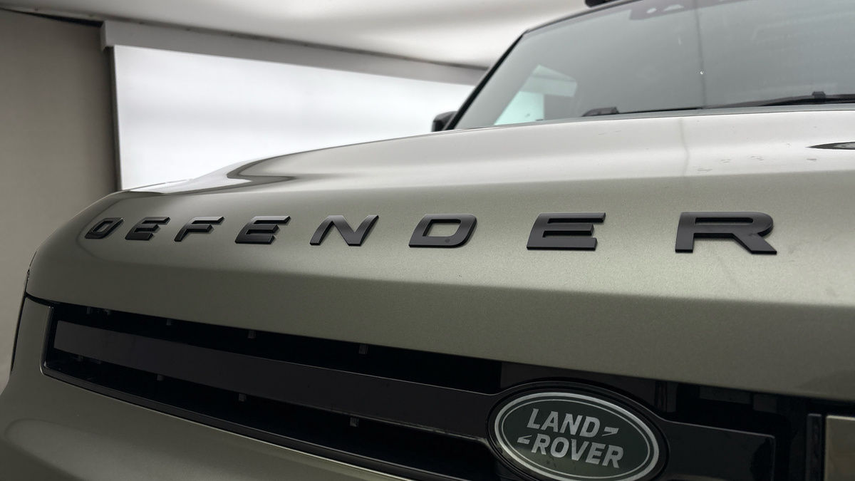 Used Land Rover Defender 90 2024 for sale - 77395051: Photo 24
