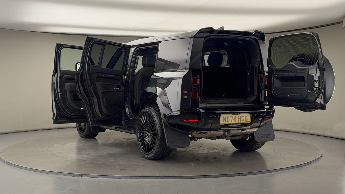 Used Land Rover Defender 110 2025 for sale - 76570843: Photo 23