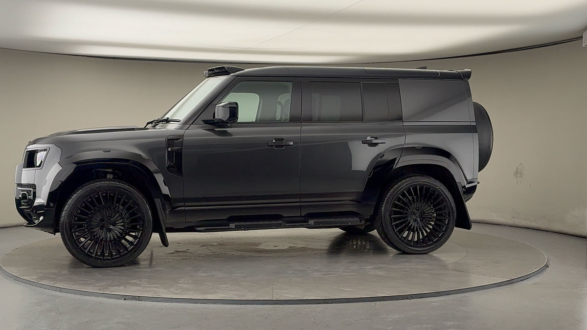 Used Land Rover Defender 110 2025 for sale - 76570843: Photo 34