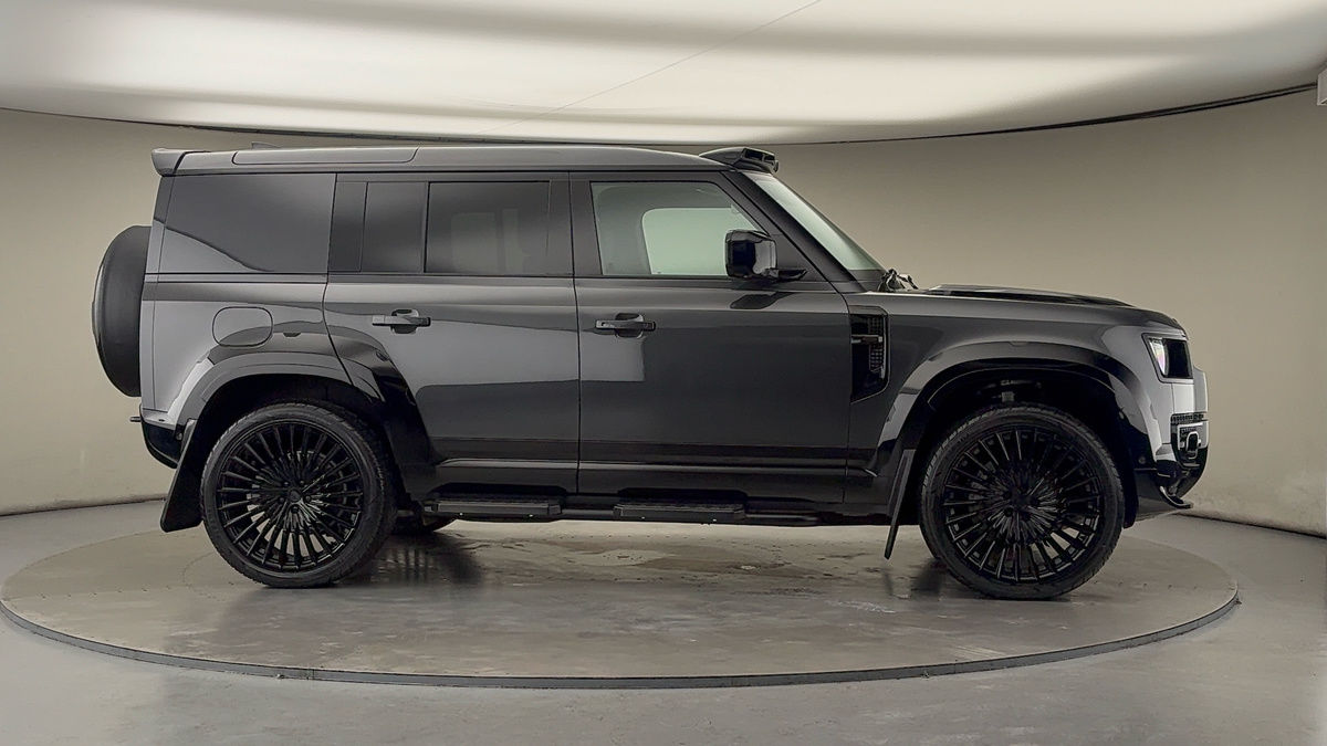 Used Land Rover Defender 110 2025 for sale - 76570843: Photo 42