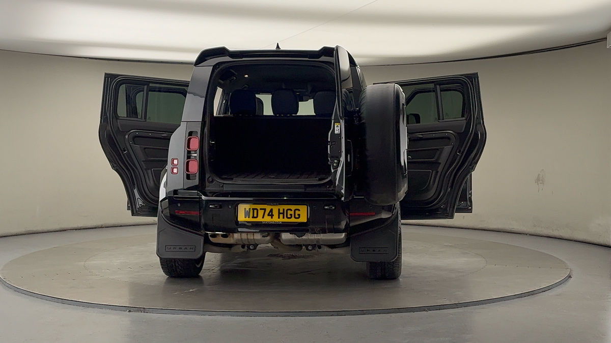 Used Land Rover Defender 110 2025 for sale - 76570843: Photo 66