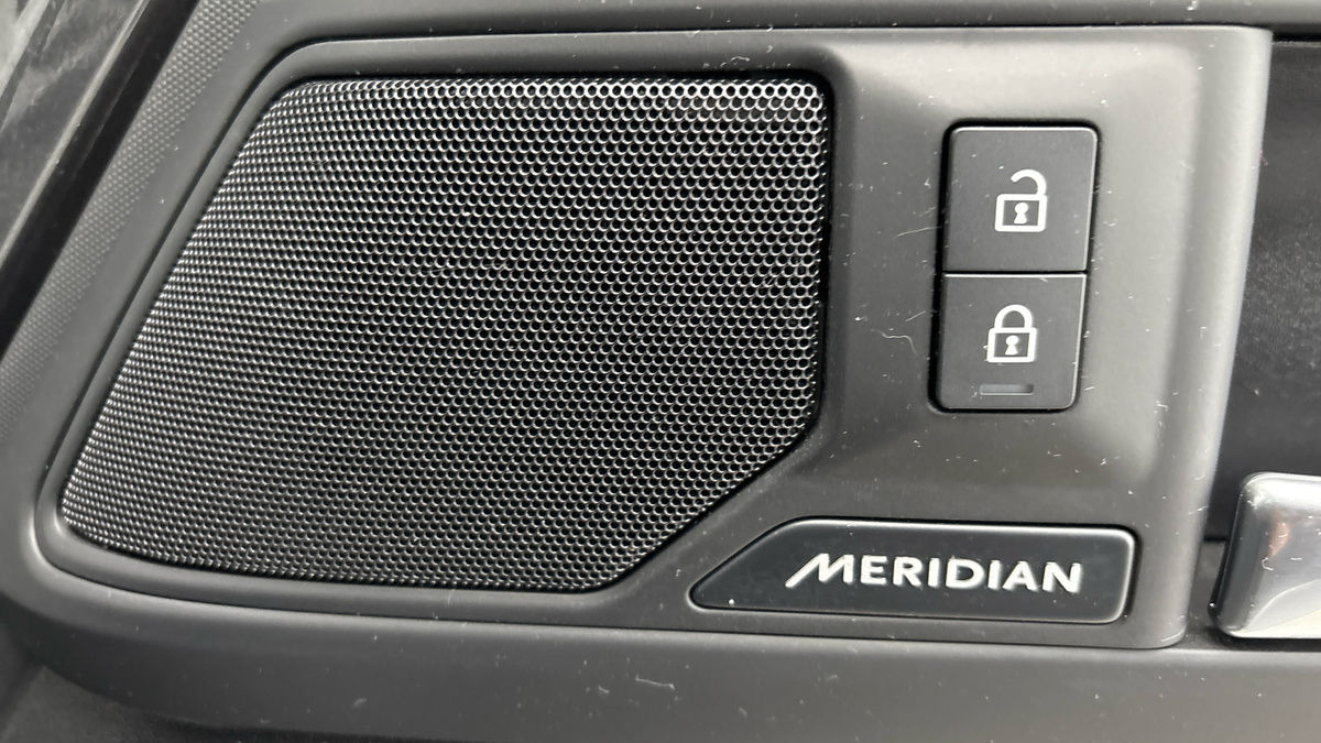 Used Land Rover Defender 110 2025 for sale - 76570843: Photo 9