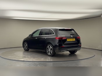 2023 - 2.0 B200d Sport (Executive) MPV 5dr Diesel 8G-DCT Euro 6 (s/s) (150 ps)