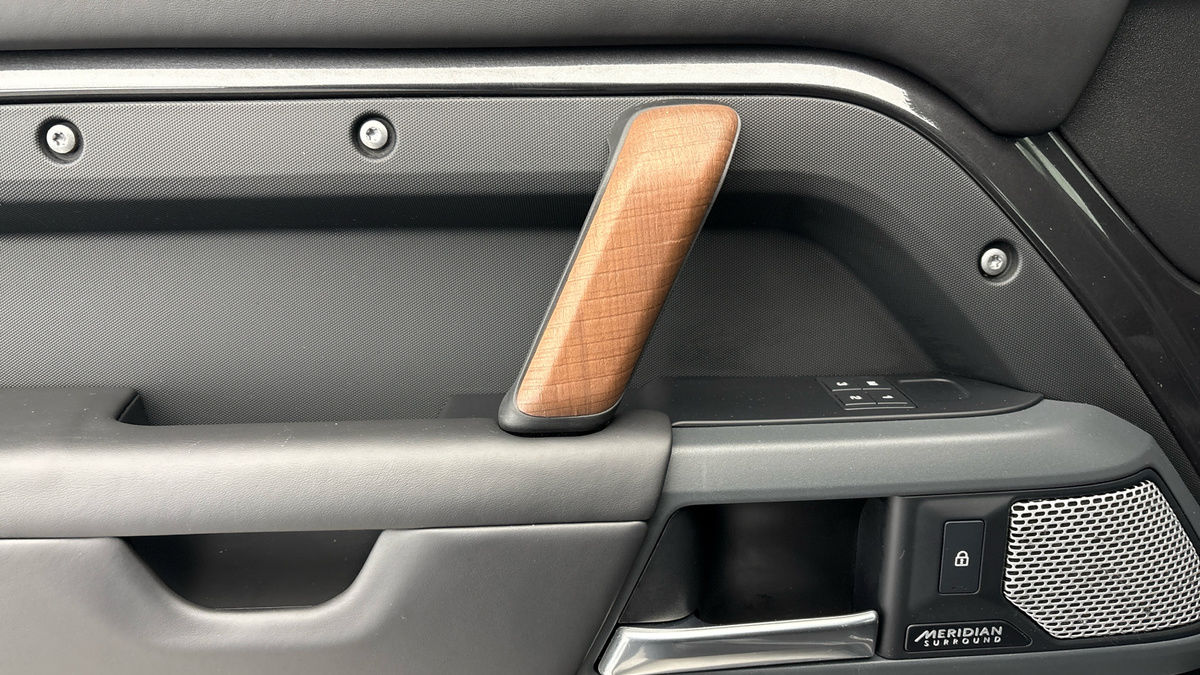 Used Land Rover Defender 130 2022 for sale - 77668178: Photo 19