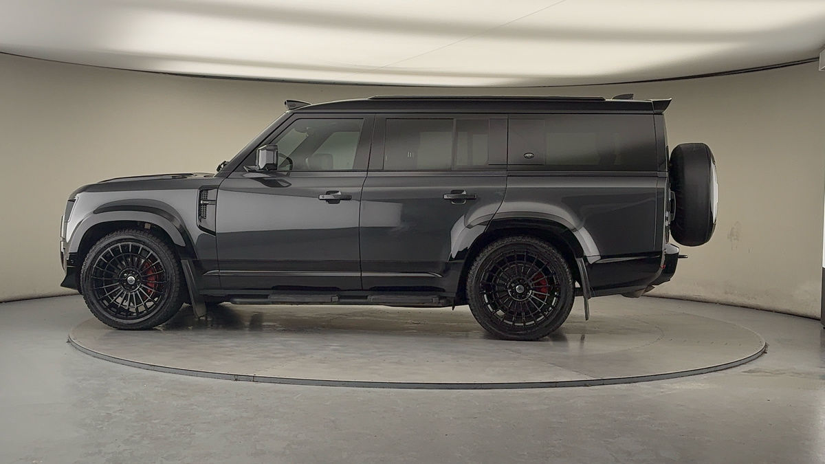 Used Land Rover Defender 130 2022 for sale - 77668178: Photo 32